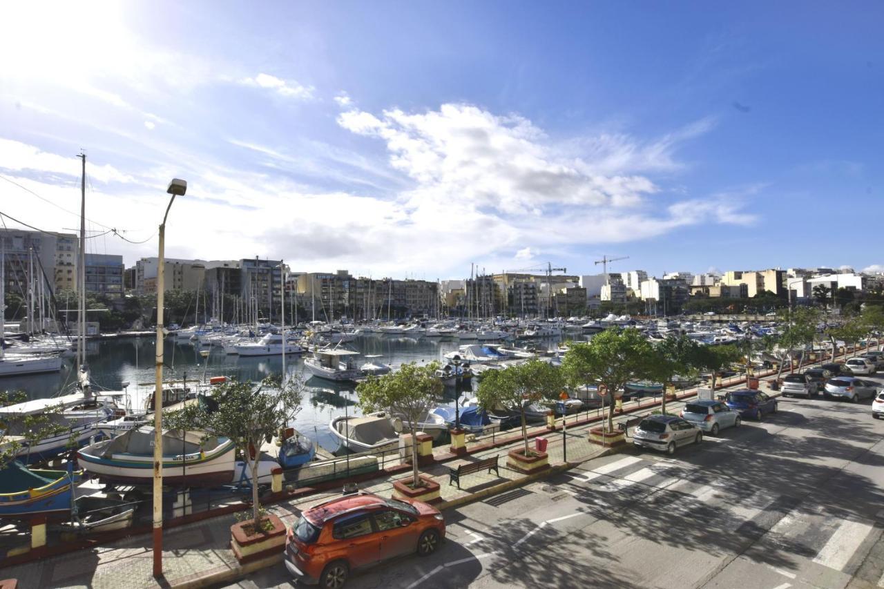 2 Bedroom, Central And Spacious Apartment With Sea View - 2 Msida Eksteriør billede